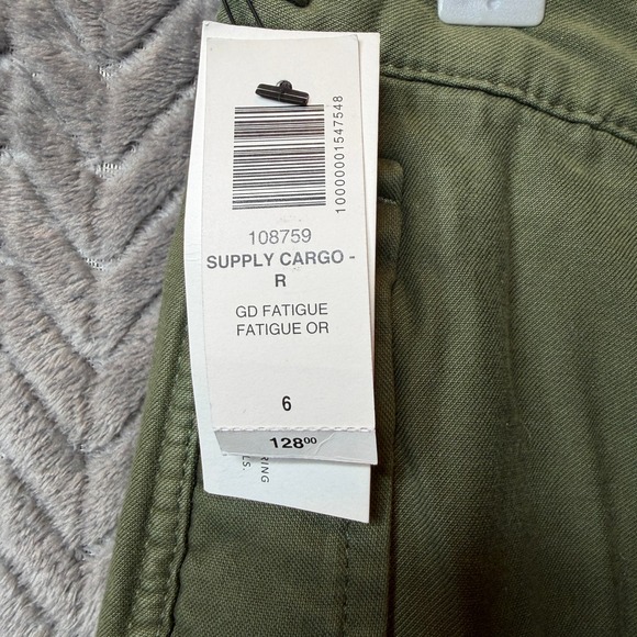 Aritzia TNA Supply Cargo Pant in Army Green Size 6 NWT - Picture 8 of 8